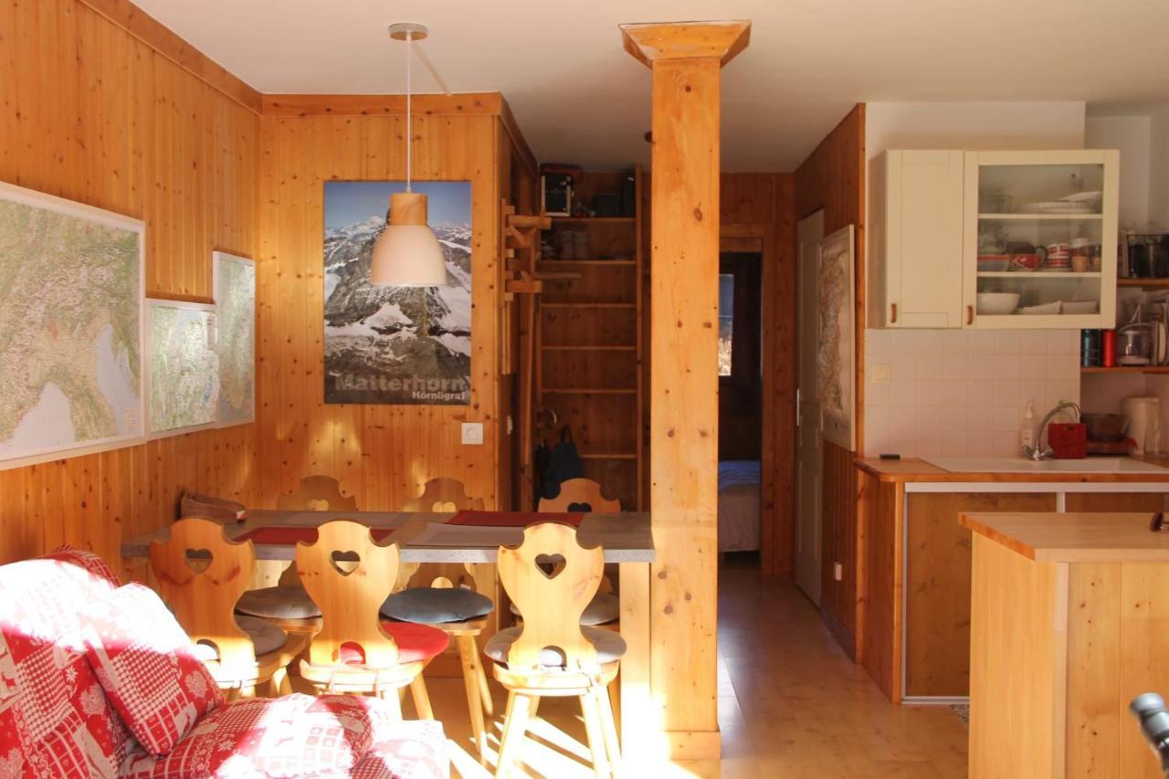 Comfortable Apartment With Terrace In Chamonix Exterior photo